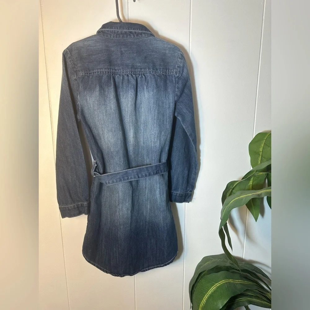 Old Navy Girl’s Jean Dress Size Small 6/7 Long Sleeve